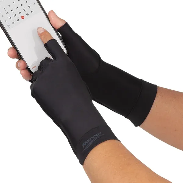 NC53225 Norco Compression Glooves 3
